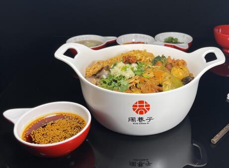 阔巷子土鸡汤麻辣烫为什么会被称为品类天花板？