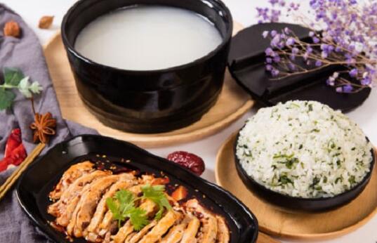黄山菜饭骨头汤需要加盟吗？经典美食值得加盟！
