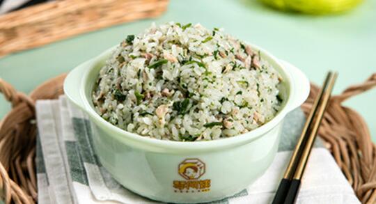 小碗菜快餐店铺加盟费多少钱？低投入创业的理想选择！